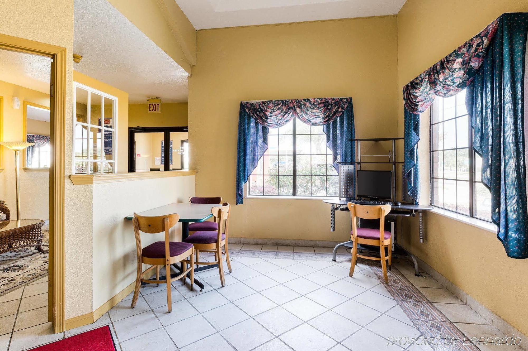 Express Inn Hobby Airport Х'юстон Екстер'єр фото